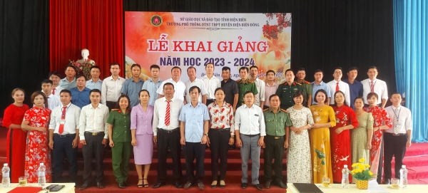 TƯNG BỪNG KHAI GIẢNG NĂM HỌC 2023-2024